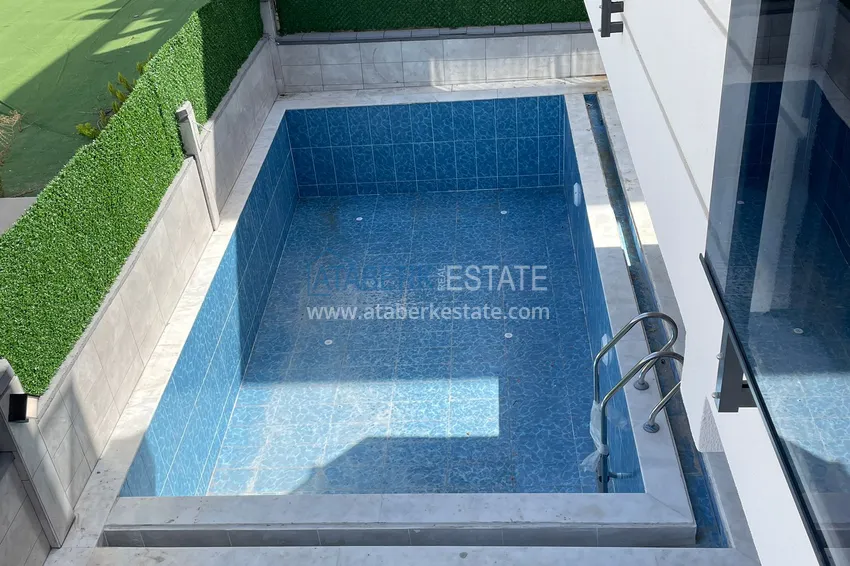 Квартиры в Анталии, район Лара в комплексе на заключительном этапе строительства 6 