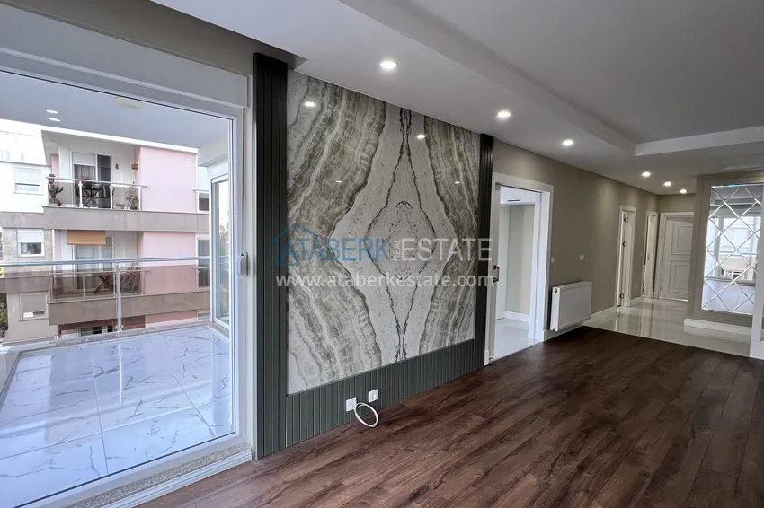 Приобрести Элитная городская квартира с 3 спальнями после капитального ремонта – Анталии, Лара. Подходит для ВНЖ 7 