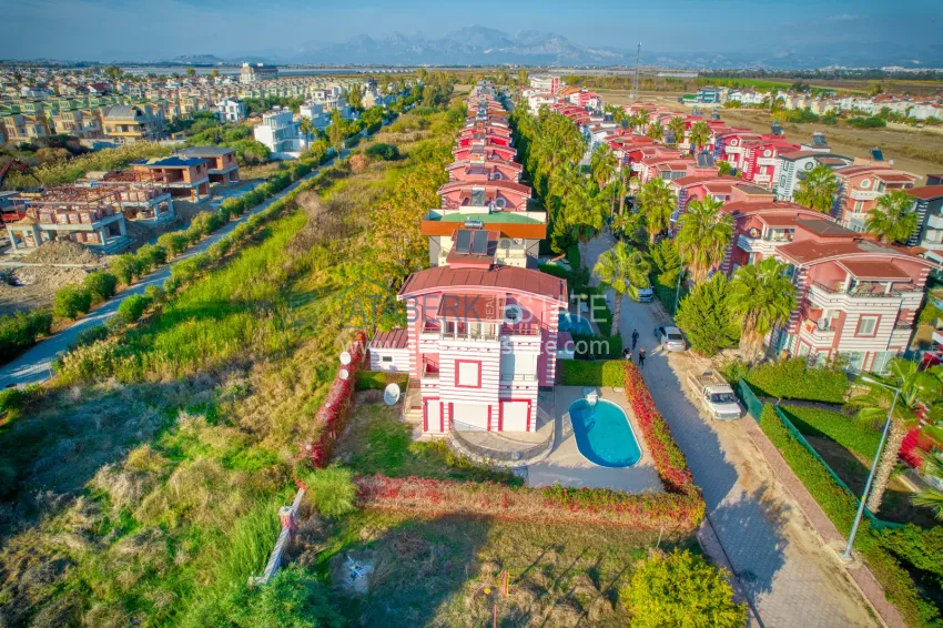 Вилла с мебелью и личным бассейном в коттеджном комплексе – Белек 14 