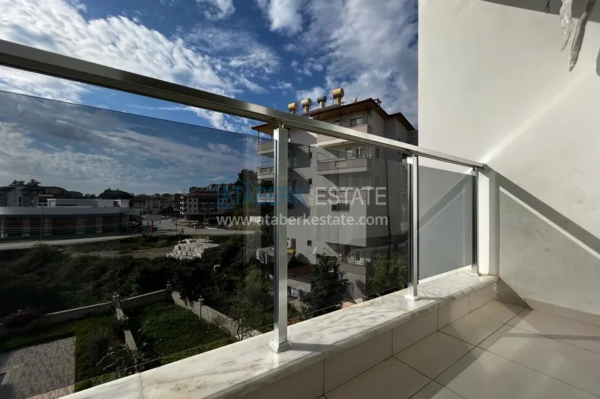 Приобрести Трехкомнатная квартира после косметического ремонта в районе Оба, Алания 11 