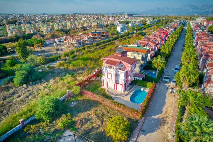 Вилла с мебелью и личным бассейном в коттеджном комплексе – Белек 15 