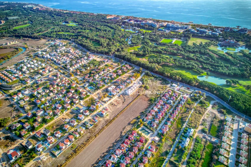 Вилла с мебелью и личным бассейном в коттеджном комплексе – Белек 16 