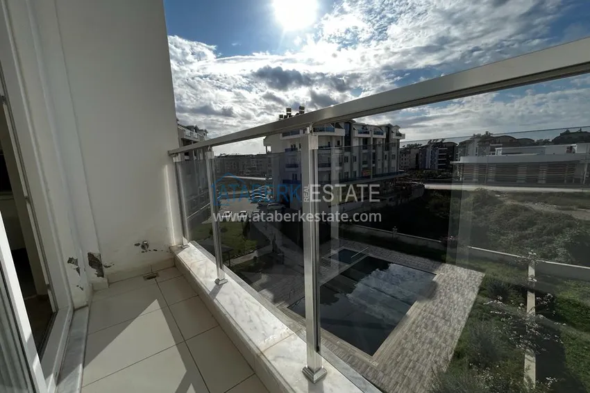 Приобрести Трехкомнатная квартира после косметического ремонта в районе Оба, Алания 12 