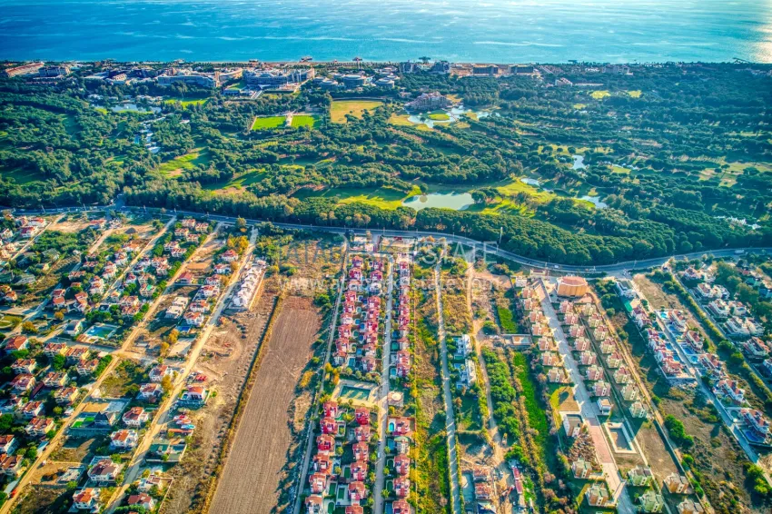 Вилла с мебелью и личным бассейном в коттеджном комплексе – Белек 17 