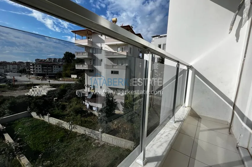 Приобрести Трехкомнатная квартира после косметического ремонта в районе Оба, Алания 14 