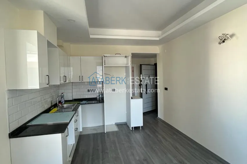 Приобрести Срочная продажа! Квартира с чистовой отделкой - новостройка Газипаша, Пазарджи 1 