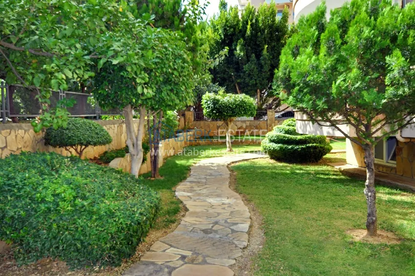 Квартира в Оба трехкомнатная с новой мебелью в жилом комплексе 3 