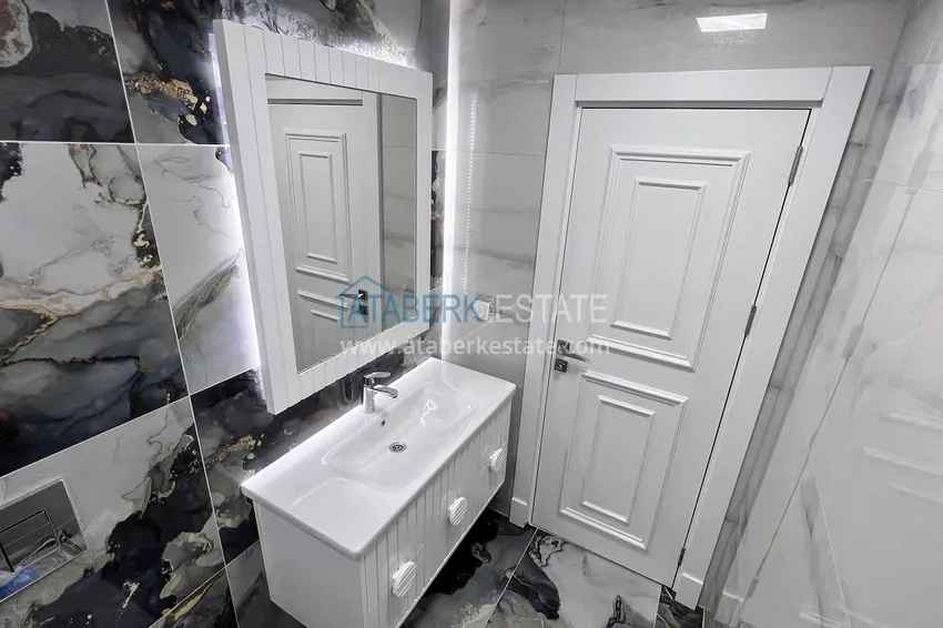 Приобрести Элитная городская квартира с 3 спальнями после капитального ремонта – Анталии, Лара. Подходит для ВНЖ 27 