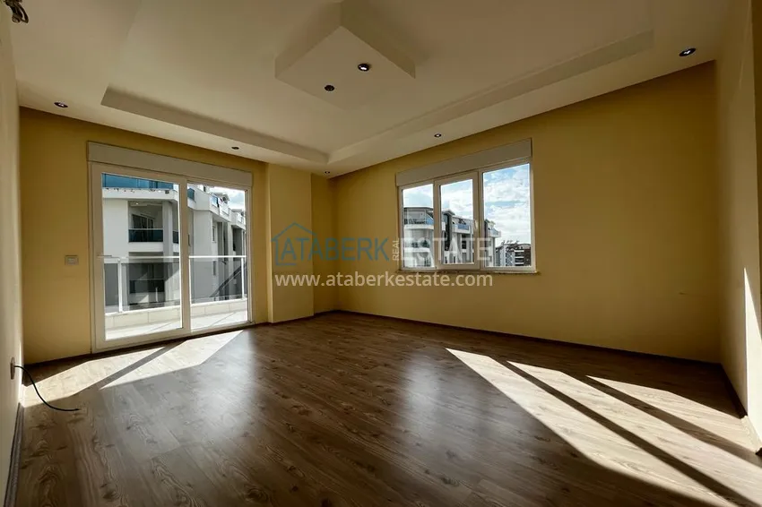 Приобрести Трехкомнатная квартира после косметического ремонта в районе Оба, Алания 3 