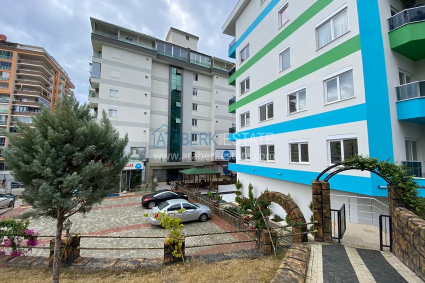 Двухкомнатная квартира с мебелью в Алании, район Махмутлар 4 