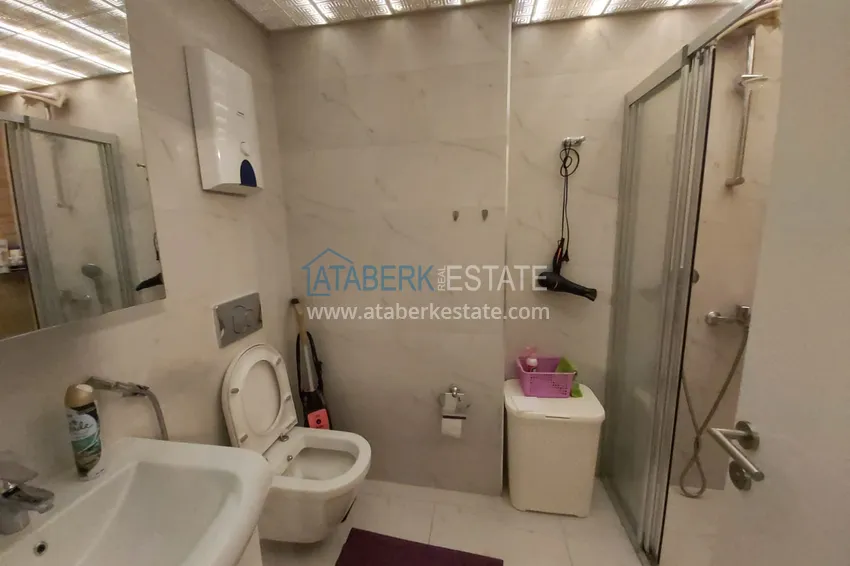 Приобрести Квартира-студия с видом на горы в центре Алании - район пляжа Клеопатра 4 