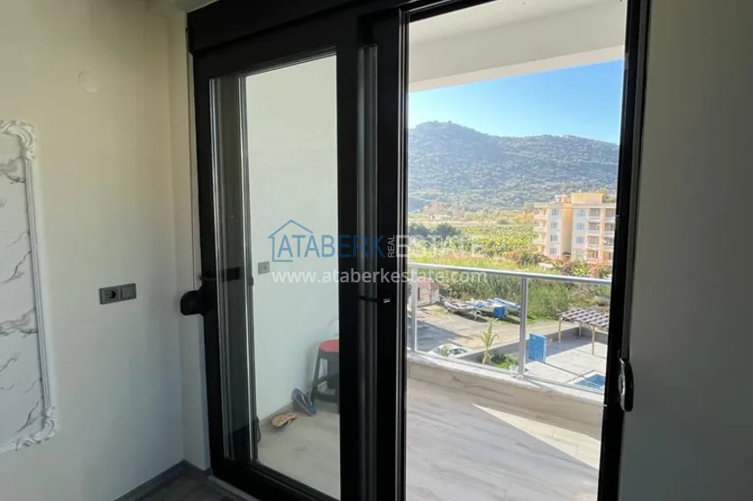 Приобрести Срочная продажа! Квартира с чистовой отделкой - новостройка Газипаша, Пазарджи 5 