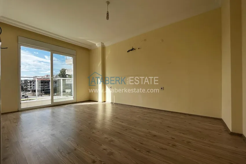 Приобрести Трехкомнатная квартира после косметического ремонта в районе Оба, Алания 6 