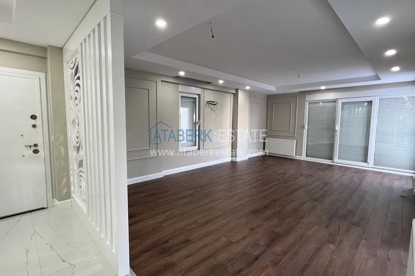 Приобрести Элитная городская квартира с 3 спальнями после капитального ремонта – Анталии, Лара. Подходит для ВНЖ 4 