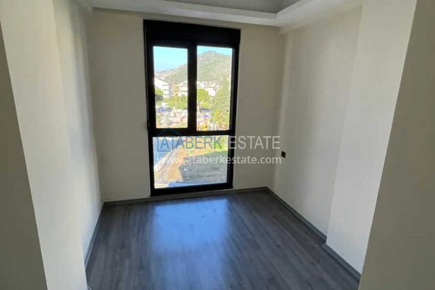 Приобрести Срочная продажа! Квартира с чистовой отделкой - новостройка Газипаша, Пазарджи 7 