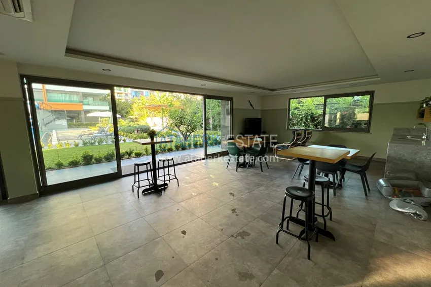 Квартира 2+1 с мебелью в районе Кестель на первой береговой линии 13 