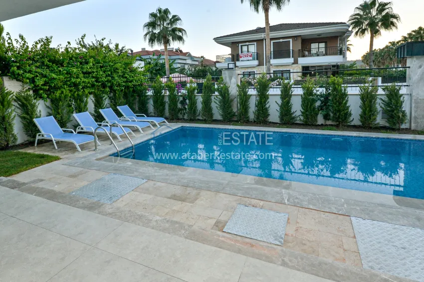 Вилла в Кемере с мебелью и частным бассейном в коттеджном комплексе 10 