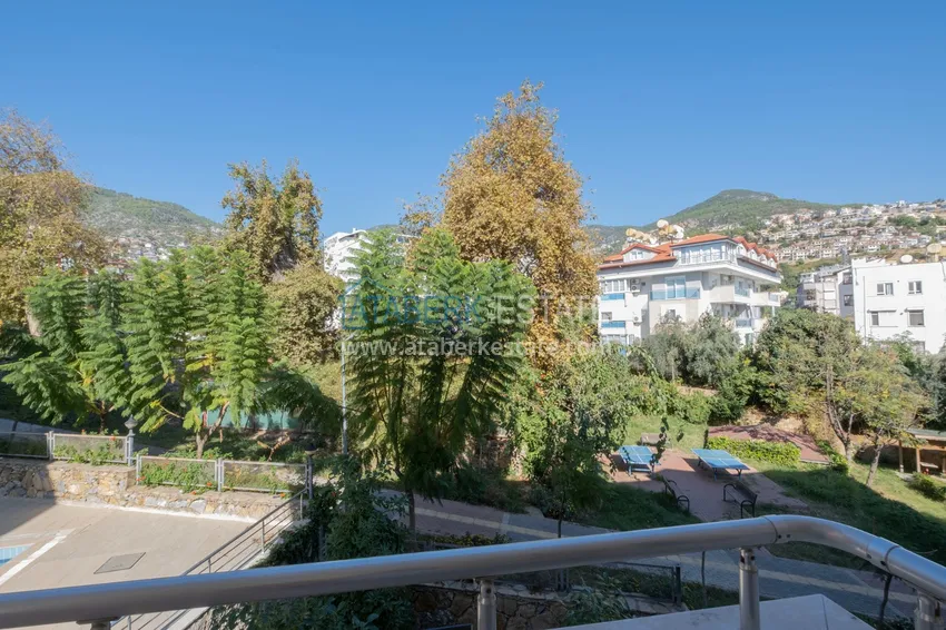 Приобрести Квартира 2+1 с мебелью в центре Алании в жилом комплексе с бассейном 11 