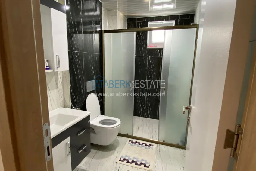 Приобрести Городская четырехкомнатная квартира с мебелью и отдельной кухней в Газипаше, Пазарджи 13 