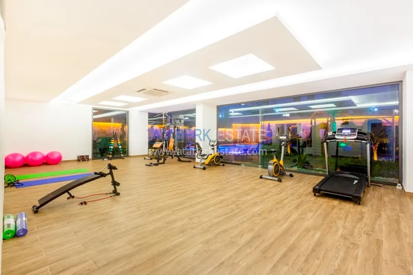 Пентхаус – дуплекс в районе Оба, меблированный в молодом современном комплексе 17 