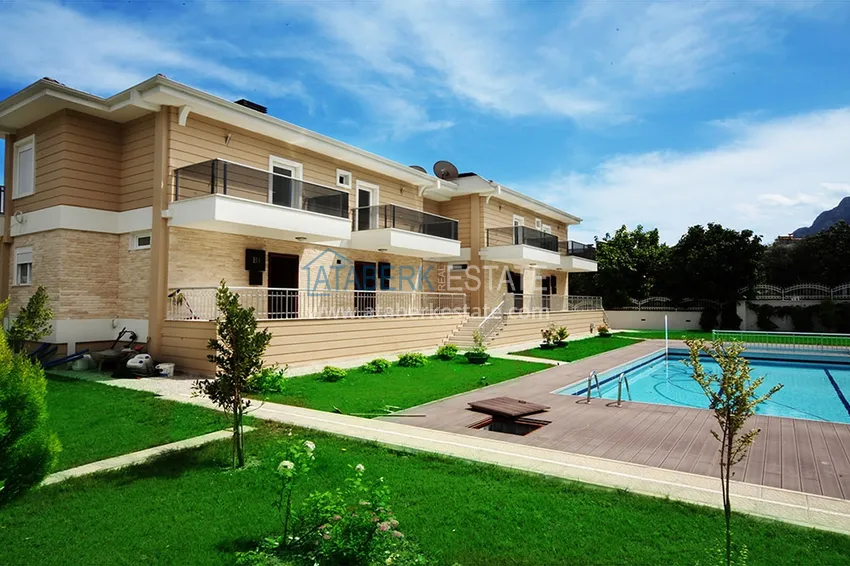 Триплекс вилла в коттеджном комплексе Кемер, Гейнюк  2 