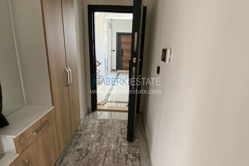 Приобрести Городская четырехкомнатная квартира с мебелью и отдельной кухней в Газипаше, Пазарджи 1 