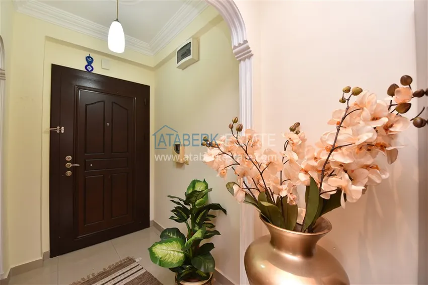 Приобрести Меблированная квартира 2+1 с застеклённым балконом в районе Оба, Алания 1 