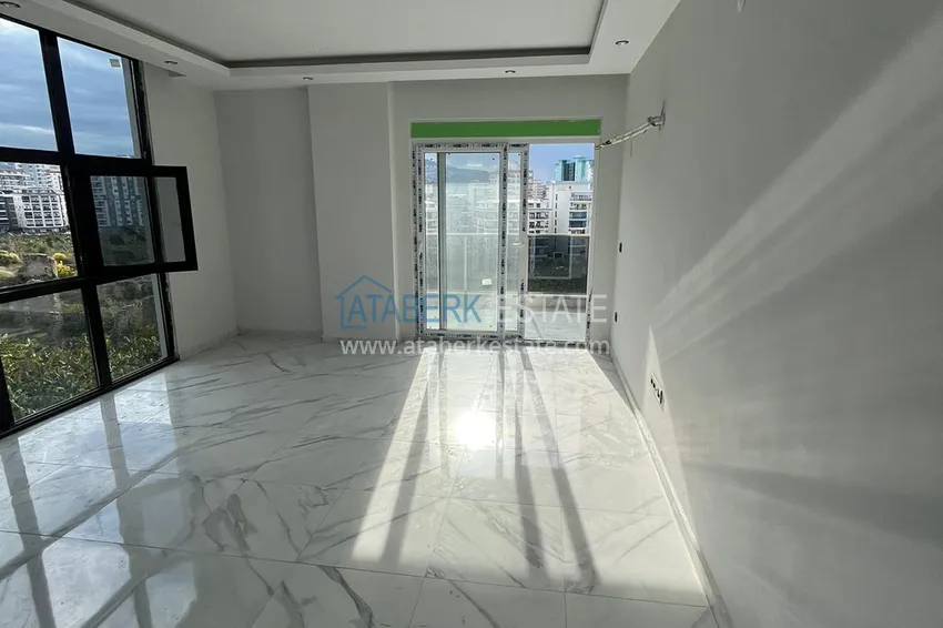 Приобрести Квартира 2+1 с чистовой отделкой в новом комплексе, Махмутлар - Алания 3 