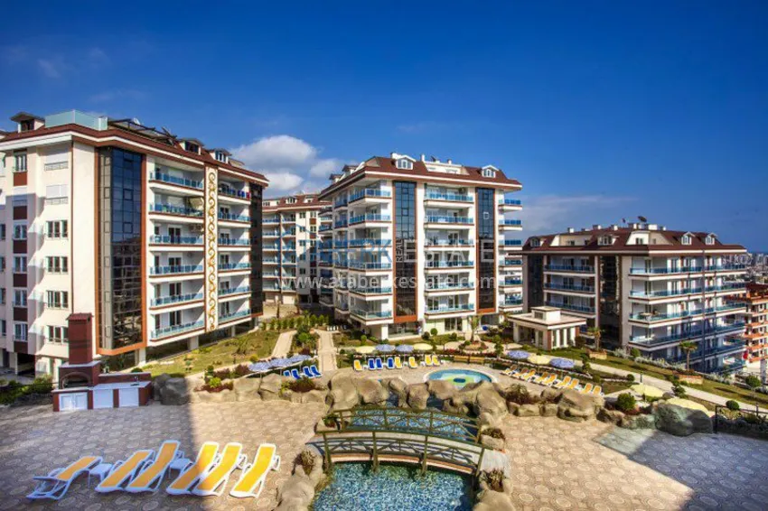 Квартира 2+1 с мебелью и застеклённым балконом, район Оба – Алания 2 