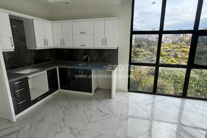 Приобрести Квартира 2+1 с чистовой отделкой в новом комплексе, Махмутлар - Алания 4 