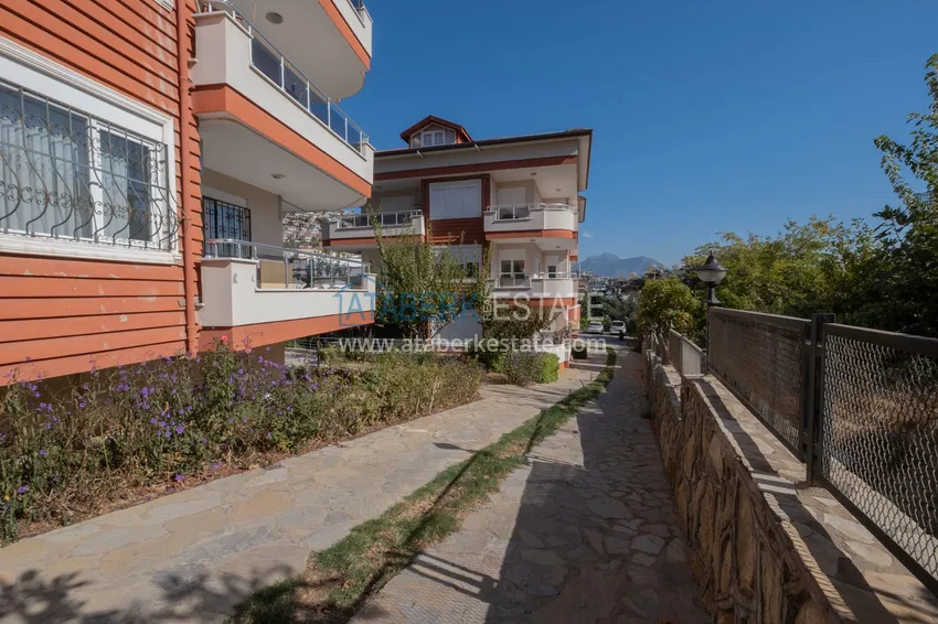 Квартира 2+1 с мебелью в центре Алании в жилом комплексе с бассейном 3 