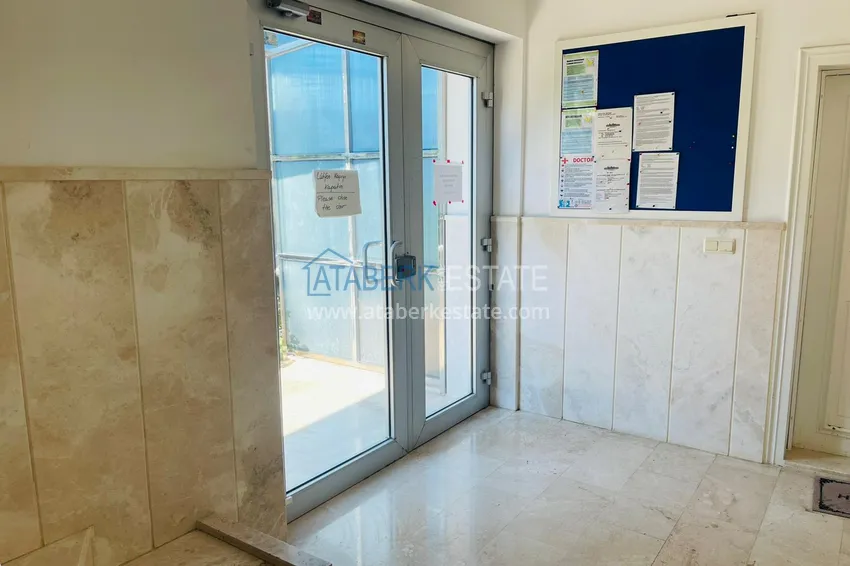 Меблированная двухкомнатная квартира рядом с морем в Алании район Оба 4 