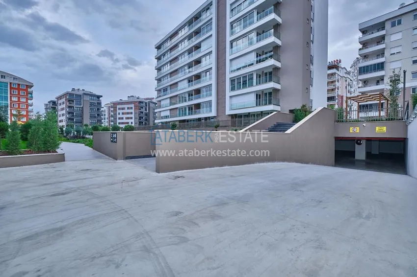 Дуплекс 5+1 в районе Коньяалты, Унджалы – Анталия, в комплексе комфорт-класса 4 