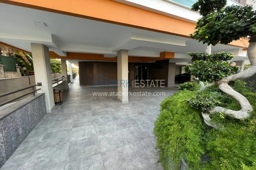 Квартира 2+1 с мебелью в районе Кестель на первой береговой линии 8 