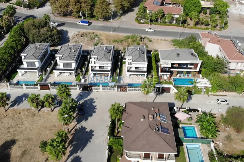 Вилла в Кемере с мебелью и частным бассейном в коттеджном комплексе 7 