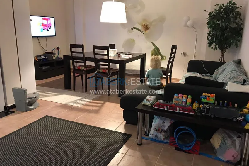 Приобрести Квартира «под ключ» с застекленным балконом и отдельным входом – Алания, район Тосмур 7 