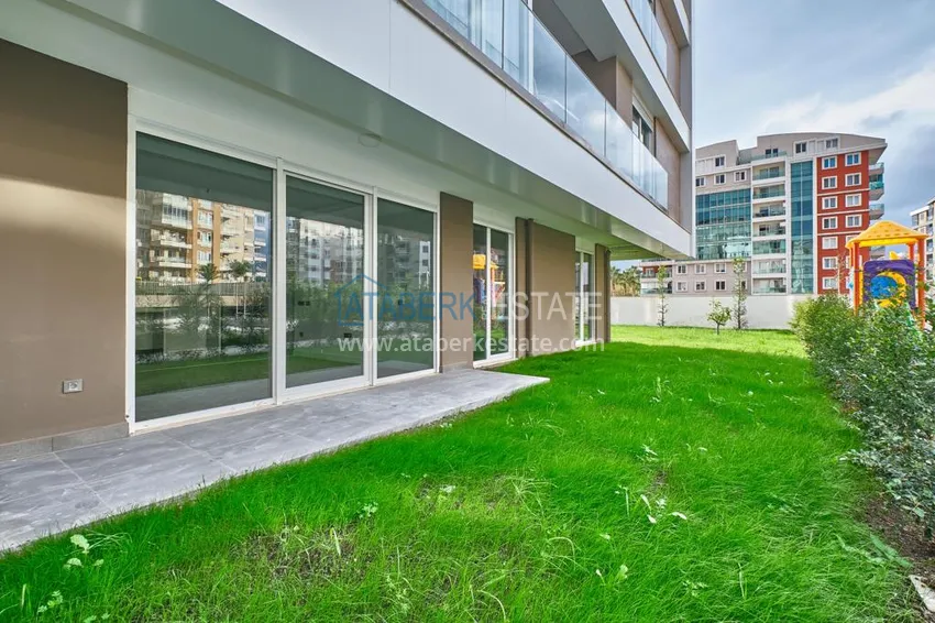 Дуплекс 5+1 в районе Коньяалты, Унджалы – Анталия, в комплексе комфорт-класса 9 