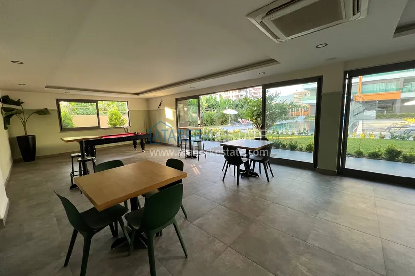 Квартира 2+1 с мебелью в районе Кестель на первой береговой линии 12 