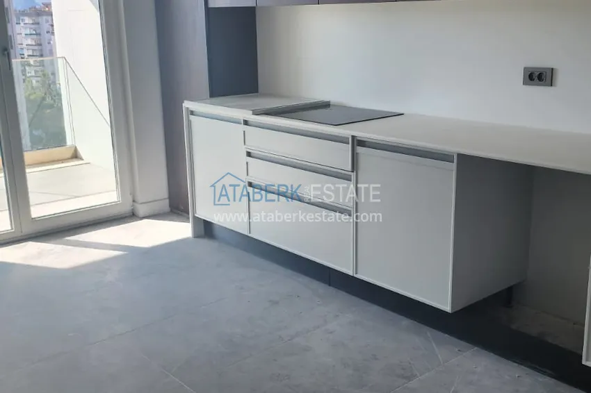 Приобрести Дуплекс 5+1 в районе Коньяалты, Унджалы – Анталия, в комплексе комфорт-класса 25 