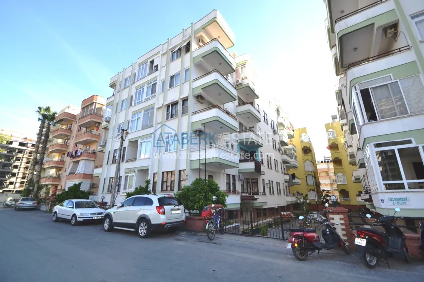 Квартира 1+1 с отдельной кухней и застеклённым балконом, Махмутлар – Алания 1 