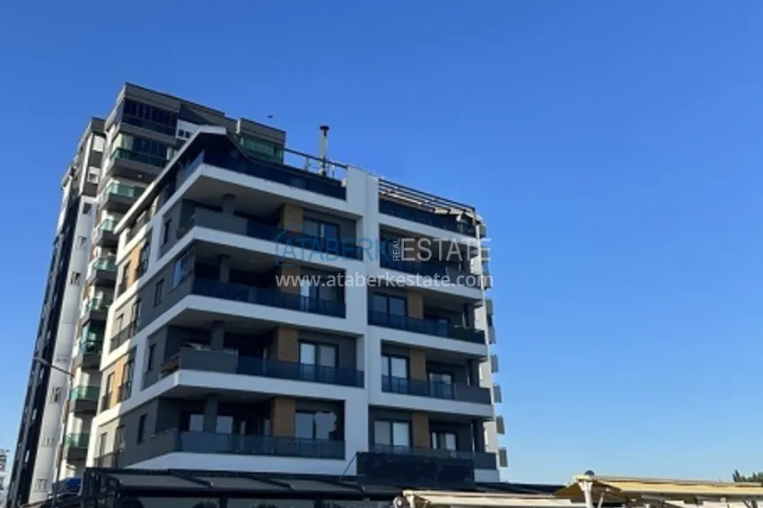 Небольшой жилой комплекс в самом сердце Эрдемли, расположенный прямо у моря. 3 