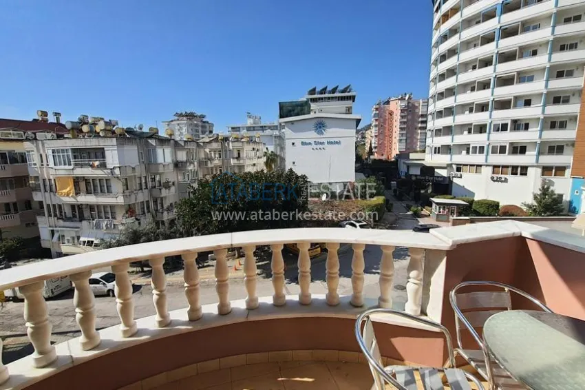 Приобрести Квартира 2+1 в центре Алании с новой современной мебелью и открытым видом из окна. Недвижимость подходит для ВНЖ 14 