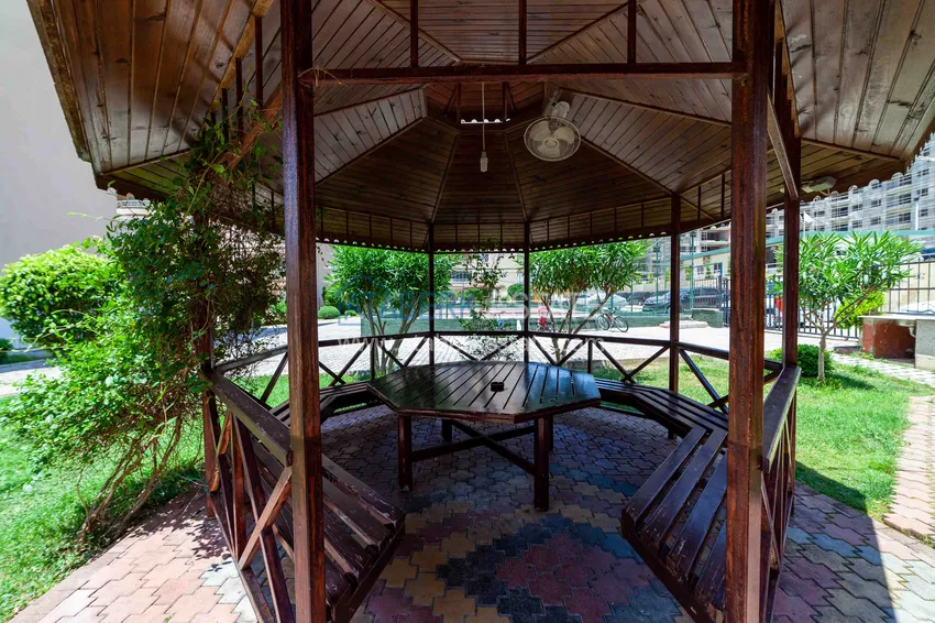 Пентхаус-дуплекс 3+1 в Махмутларе с мебелью, застекленным балконом и видом на море 14 