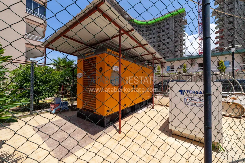 Пентхаус-дуплекс 3+1 в Махмутларе с мебелью, застекленным балконом и видом на море 17 