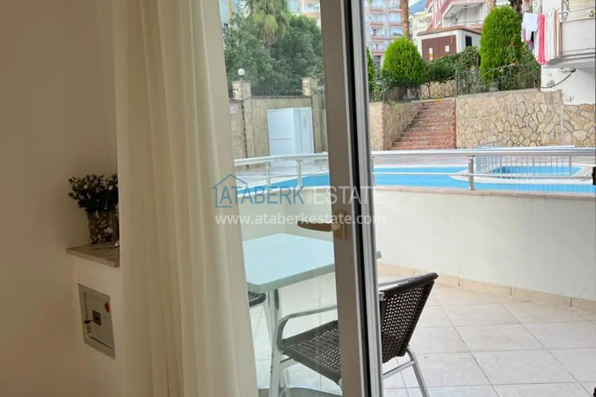 Приобрести Трехкомнатная меблированная квартира в центре Алании 16