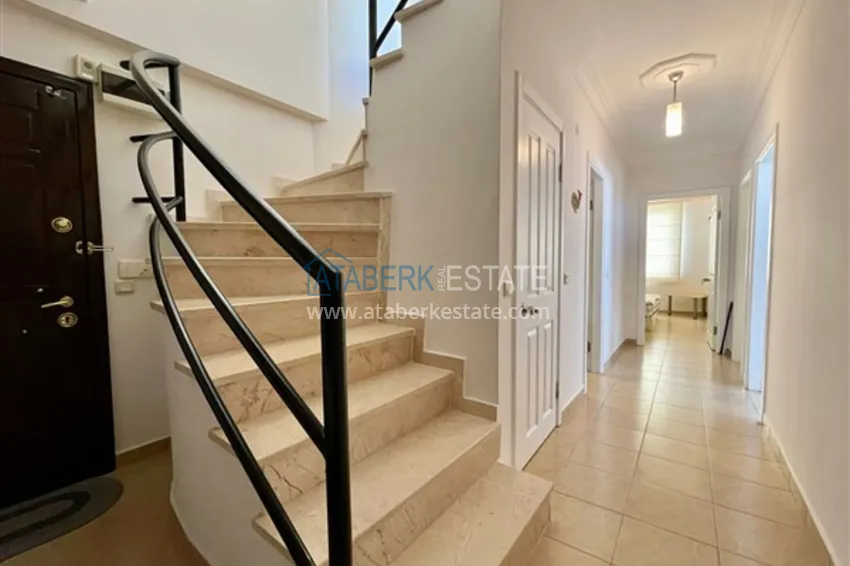 Приобрести Пентхаус-дуплекс 3+2 в Джикджилли с мебелью и видом на море, Джикджилли – Алания 1 