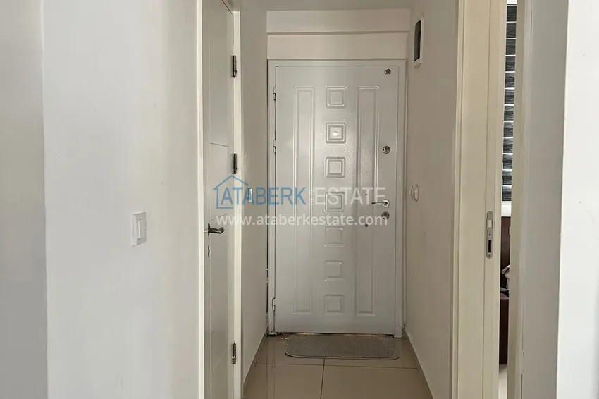 Приобрести Огромная двухкомнатная квартира с мебелью в центре Алании, район пляжа Клеопатра 1 