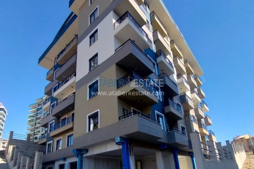 Квартира с чистовой отделкой от собственника в новостройке – Алания, район Махмутлар 2 