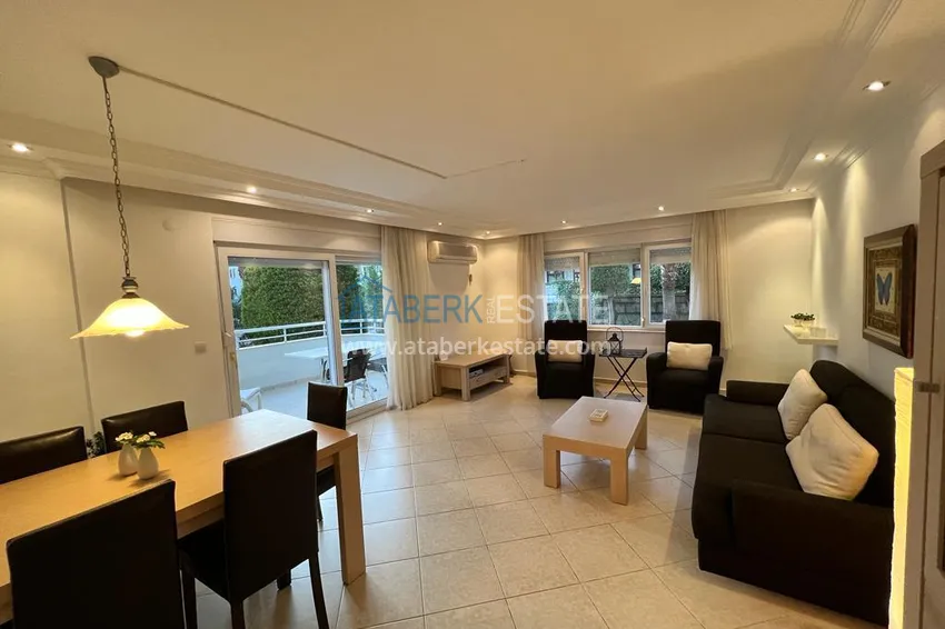 Приобрести Трехкомнатная меблированная квартира в центре Алании 3