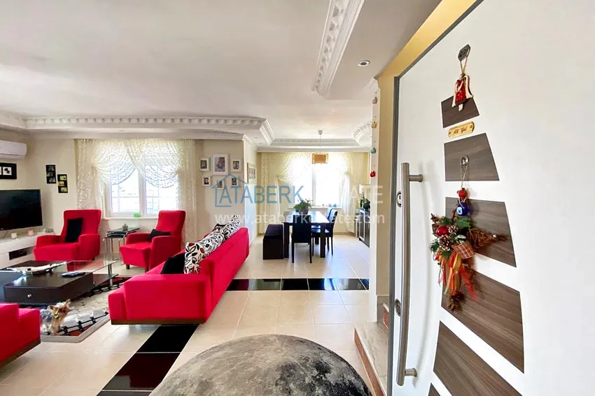 Приобрести Пентхаус-дуплекс 3+1 в Махмутларе с мебелью, застекленным балконом и видом на море 2 